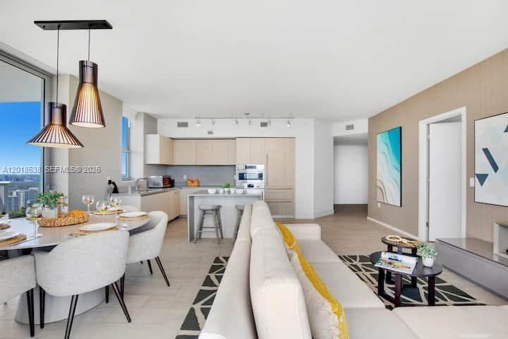 4010 S Ocean Dr R2708 photo 3