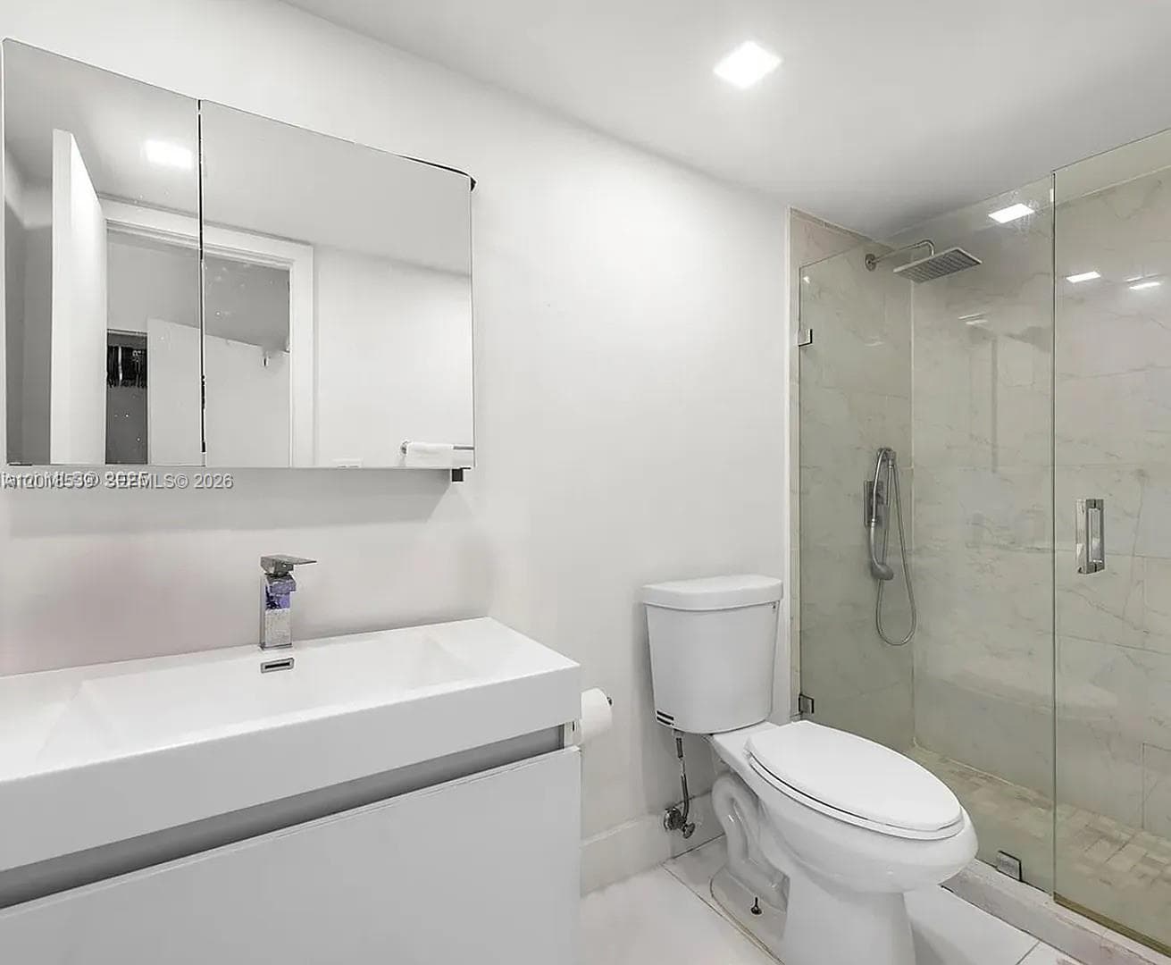 19390 Collins Ave 1519 photo 11