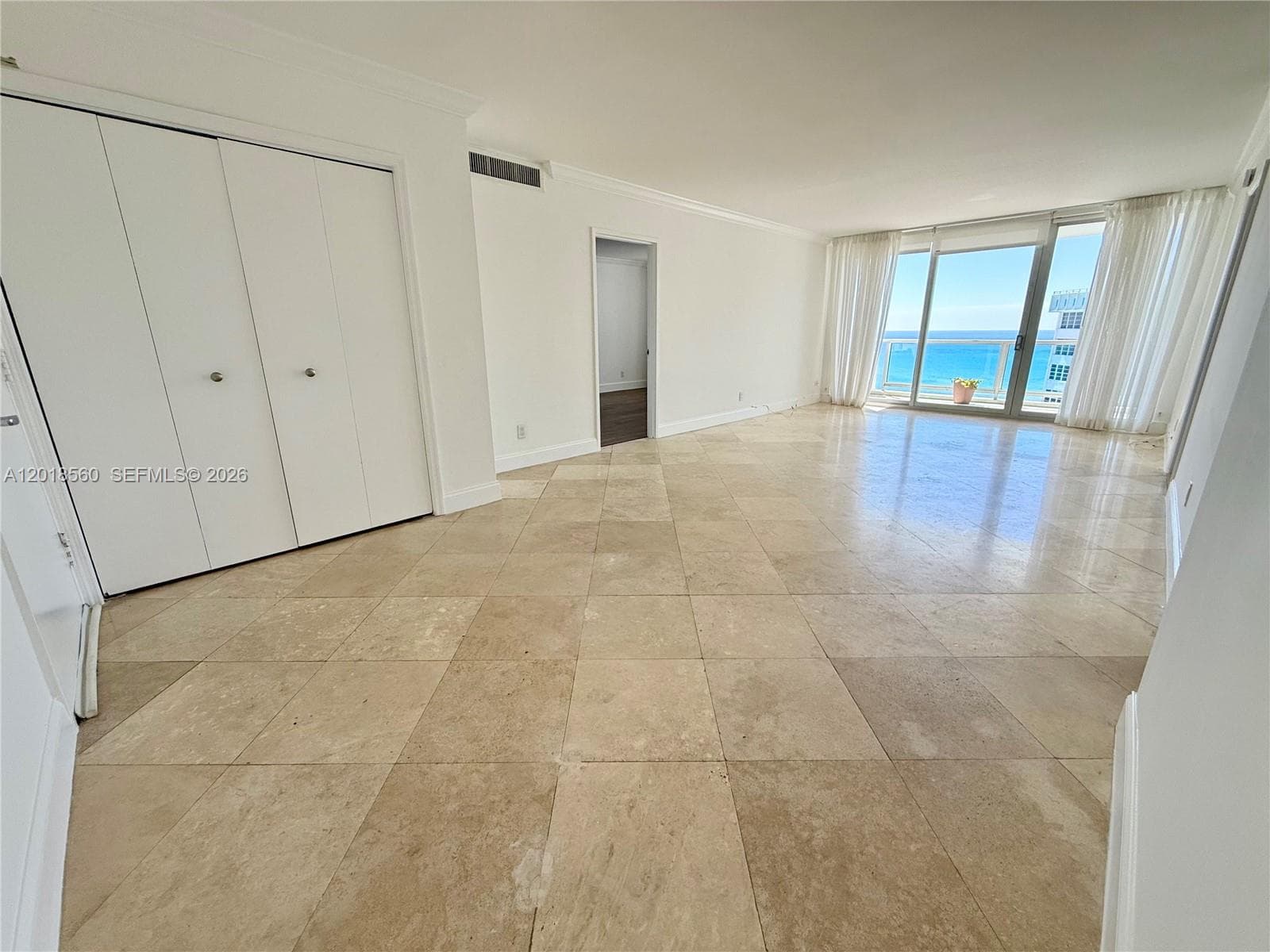 5151 Collins Ave 1626 photo 1
