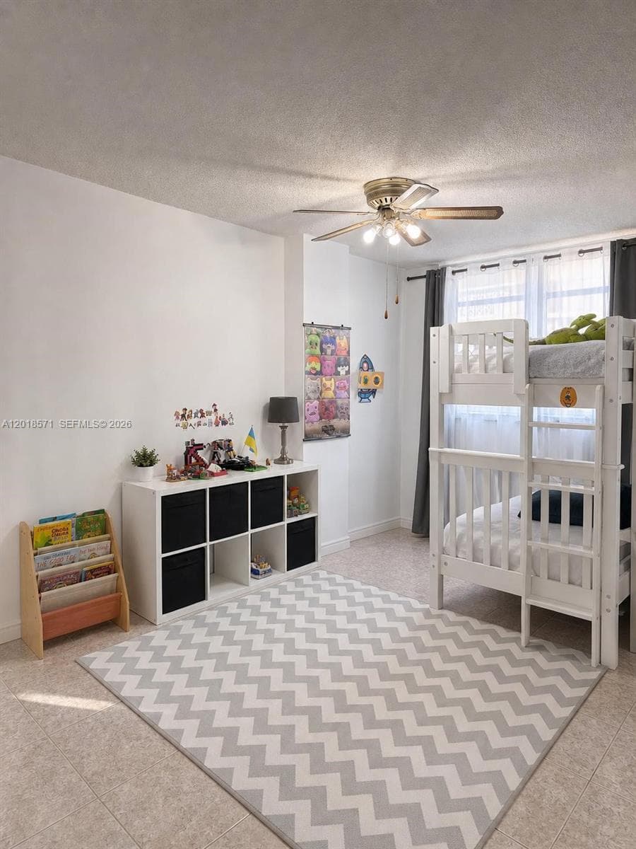 1833 Ocean Dr 805 photo 7