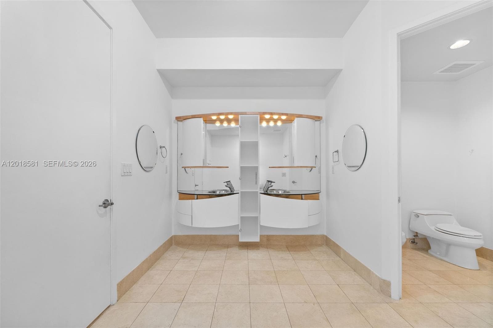 18101 Collins Ave 606 photo 22