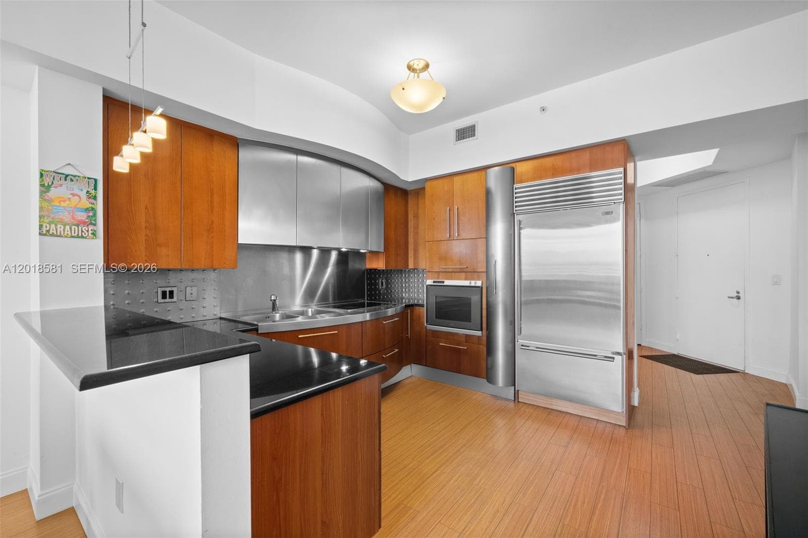 18101 Collins Ave 606 photo 11