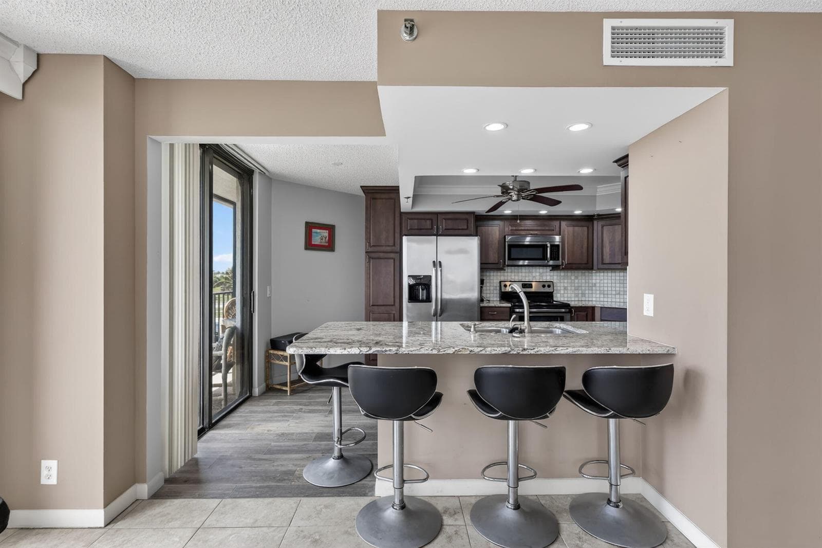 9650 S Ocean Drive 210 photo 9