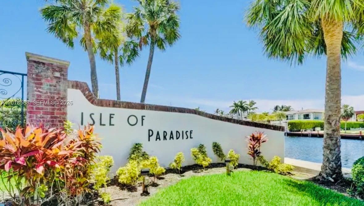 440 Paradise Isle Blvd 402 photo 22