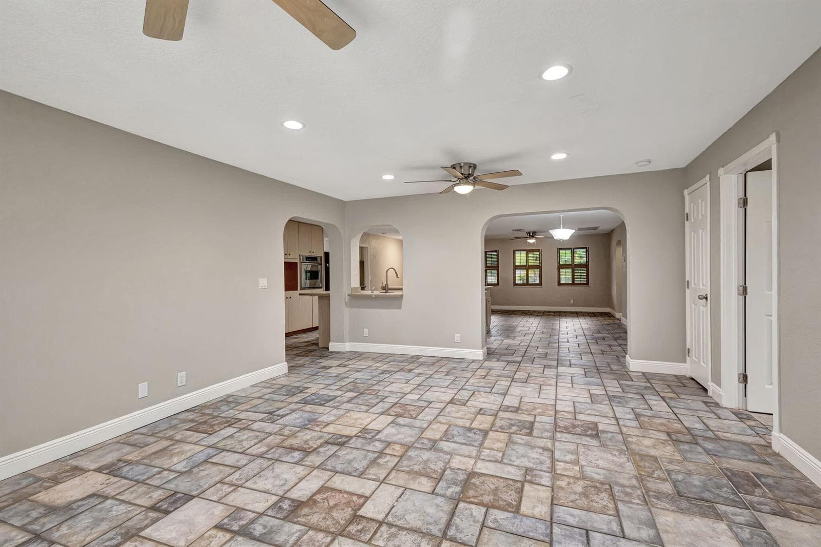 1402 Cormorant Road photo 12
