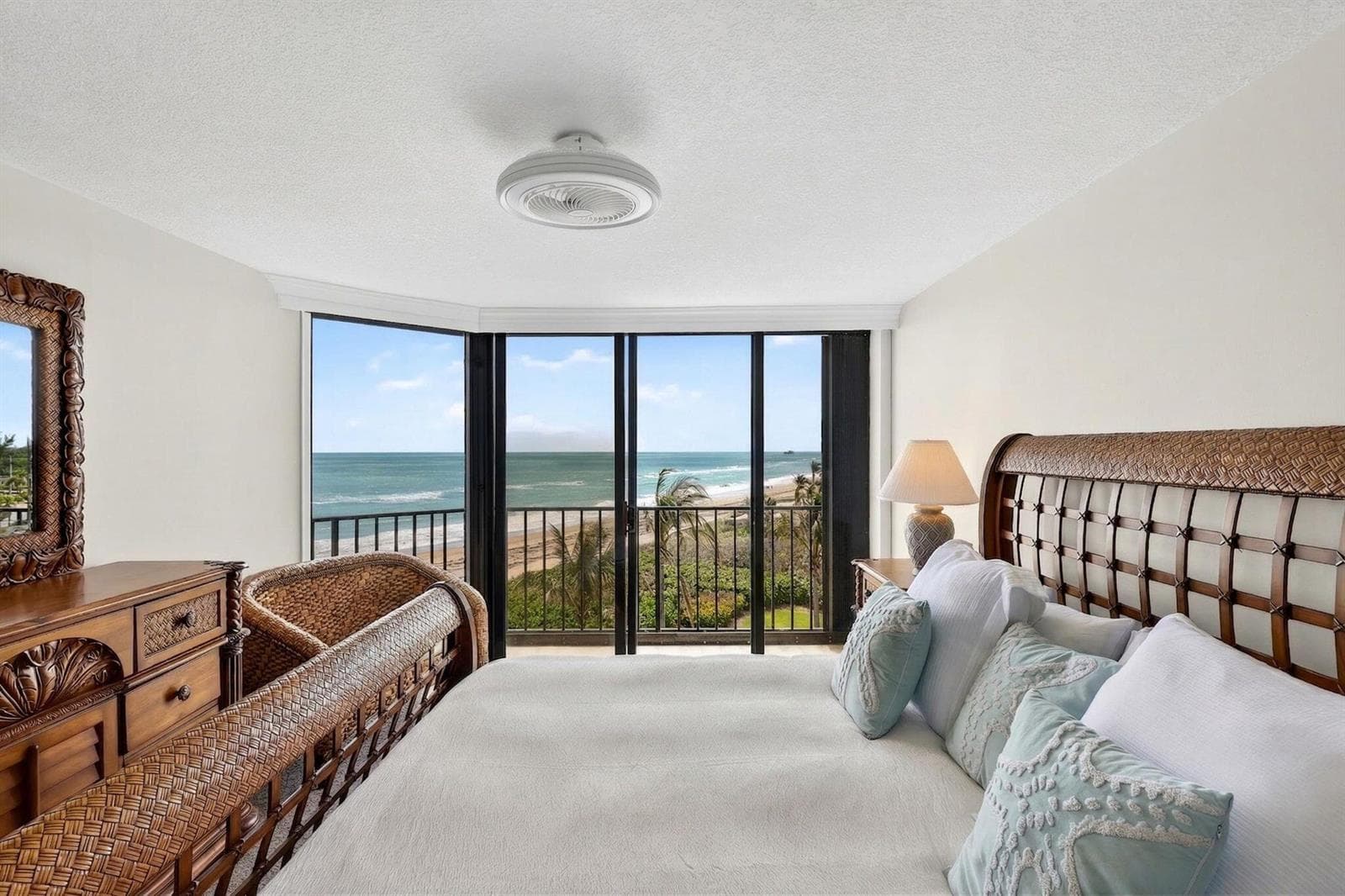 9650 S Ocean Drive 507 photo 22