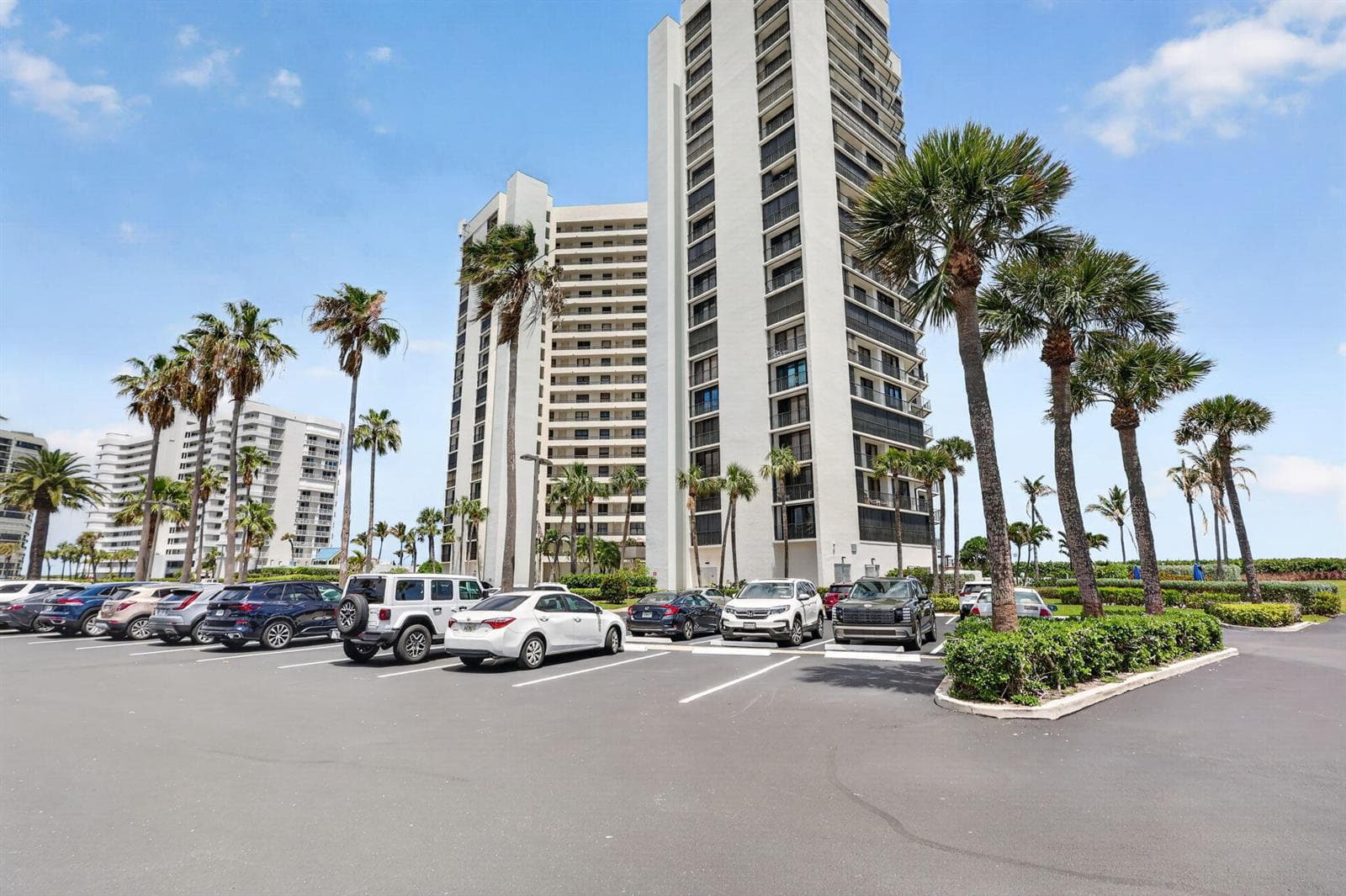 9650 S Ocean Drive 507 photo 1