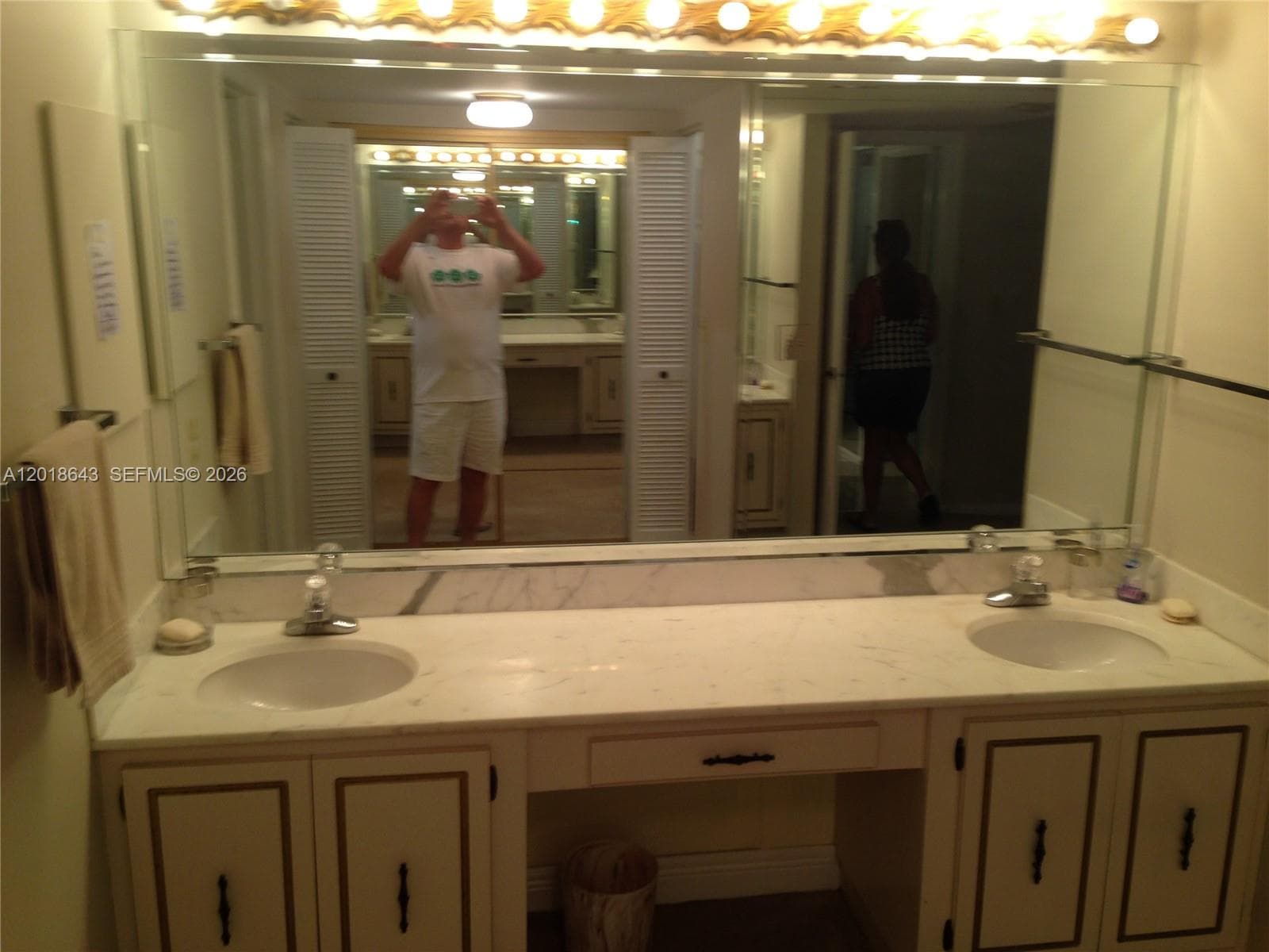 199 Ocean Lane Dr 113 photo 7