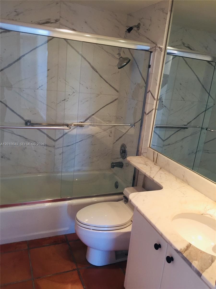 199 Ocean Lane Dr 113 photo 8