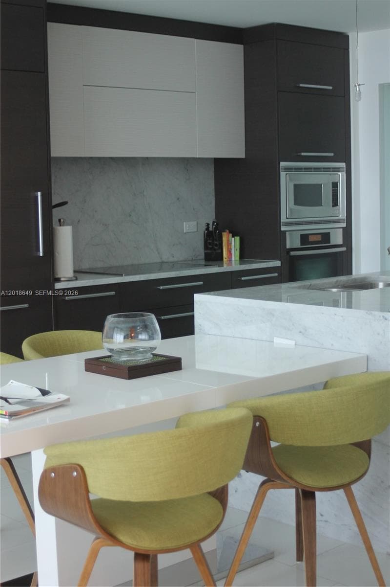 900 Biscayne Blvd 3207 photo 3