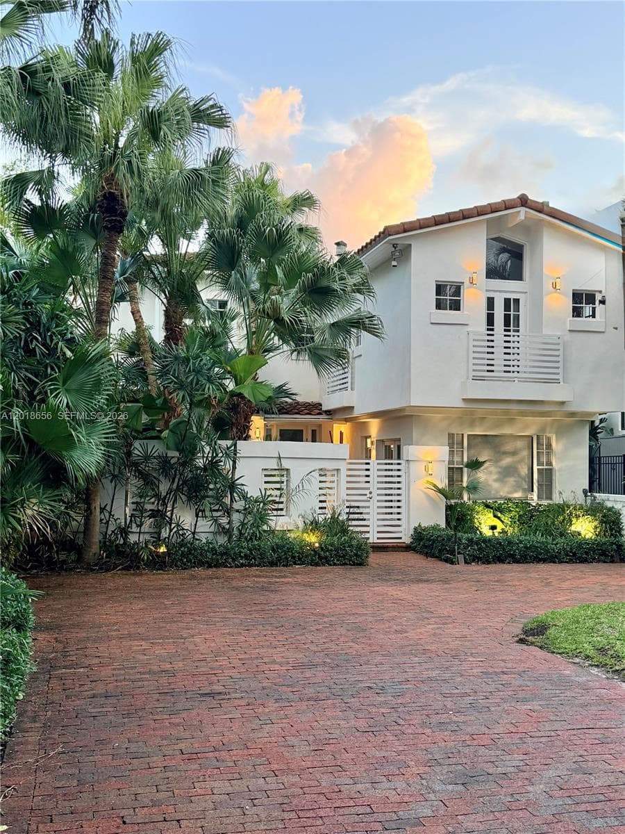 224 Coconut Ln photo 25