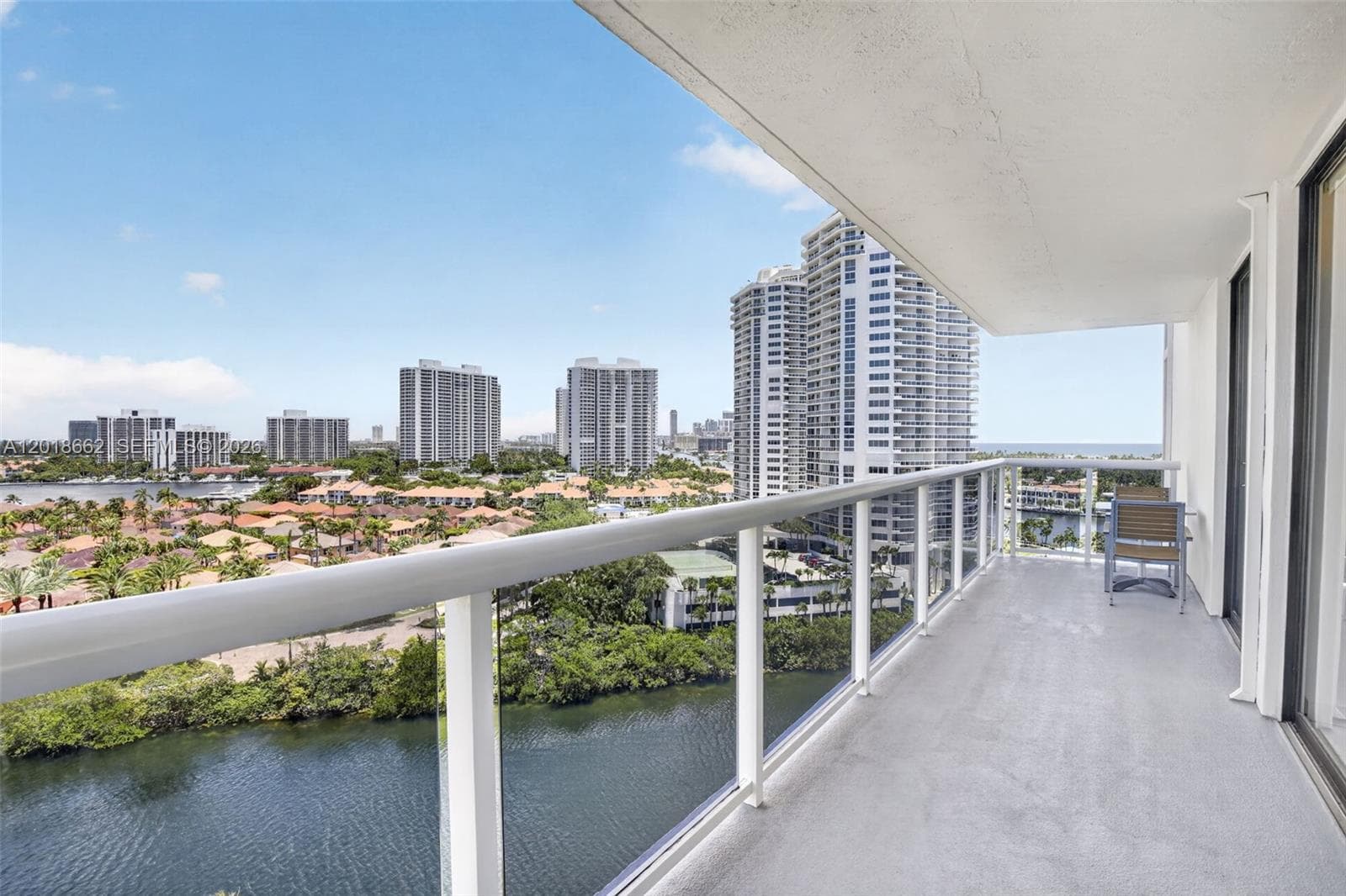 20505 Country Club Dr 1431 photo 4