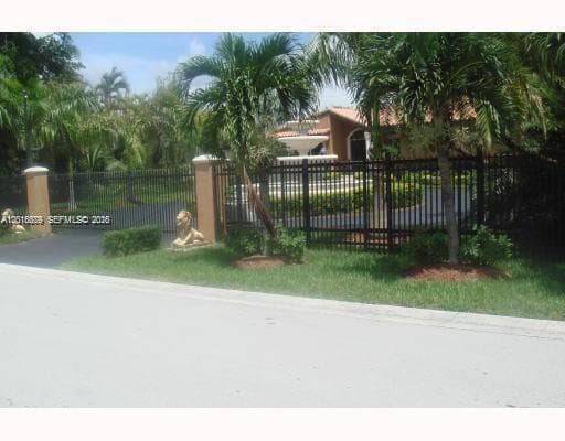 12425 43rd St - photo 3