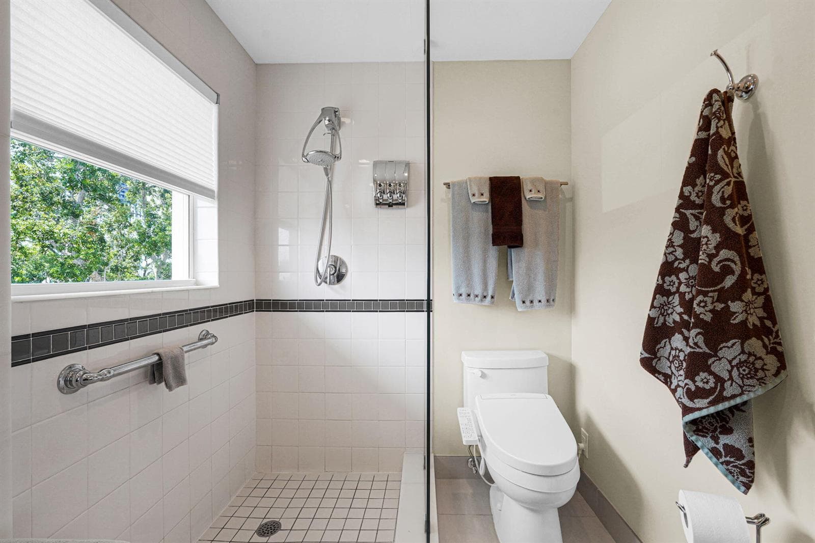 818 SE 4th Street 505 photo 22