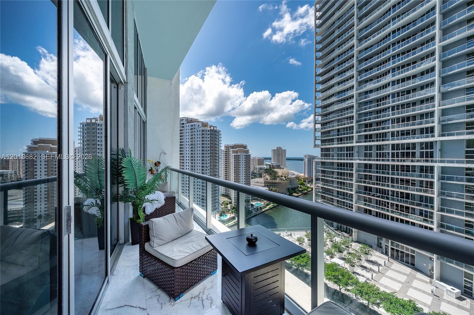 475 Brickell Ave 2209 photo 18