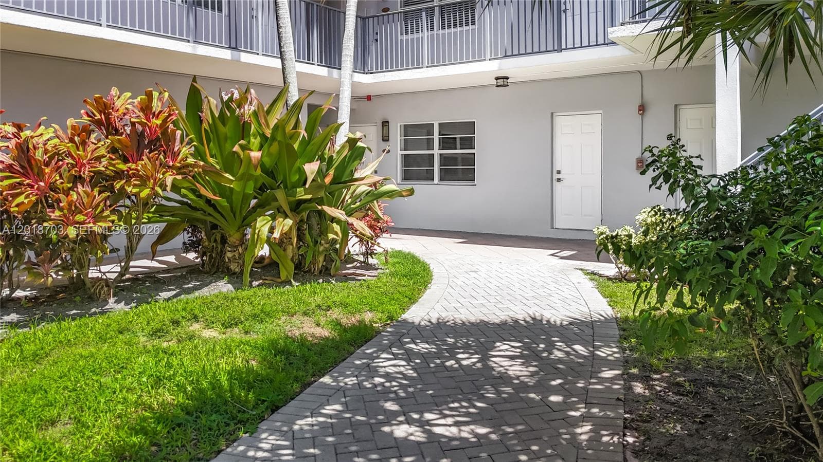 2600 S Ocean Dr S102 photo 2