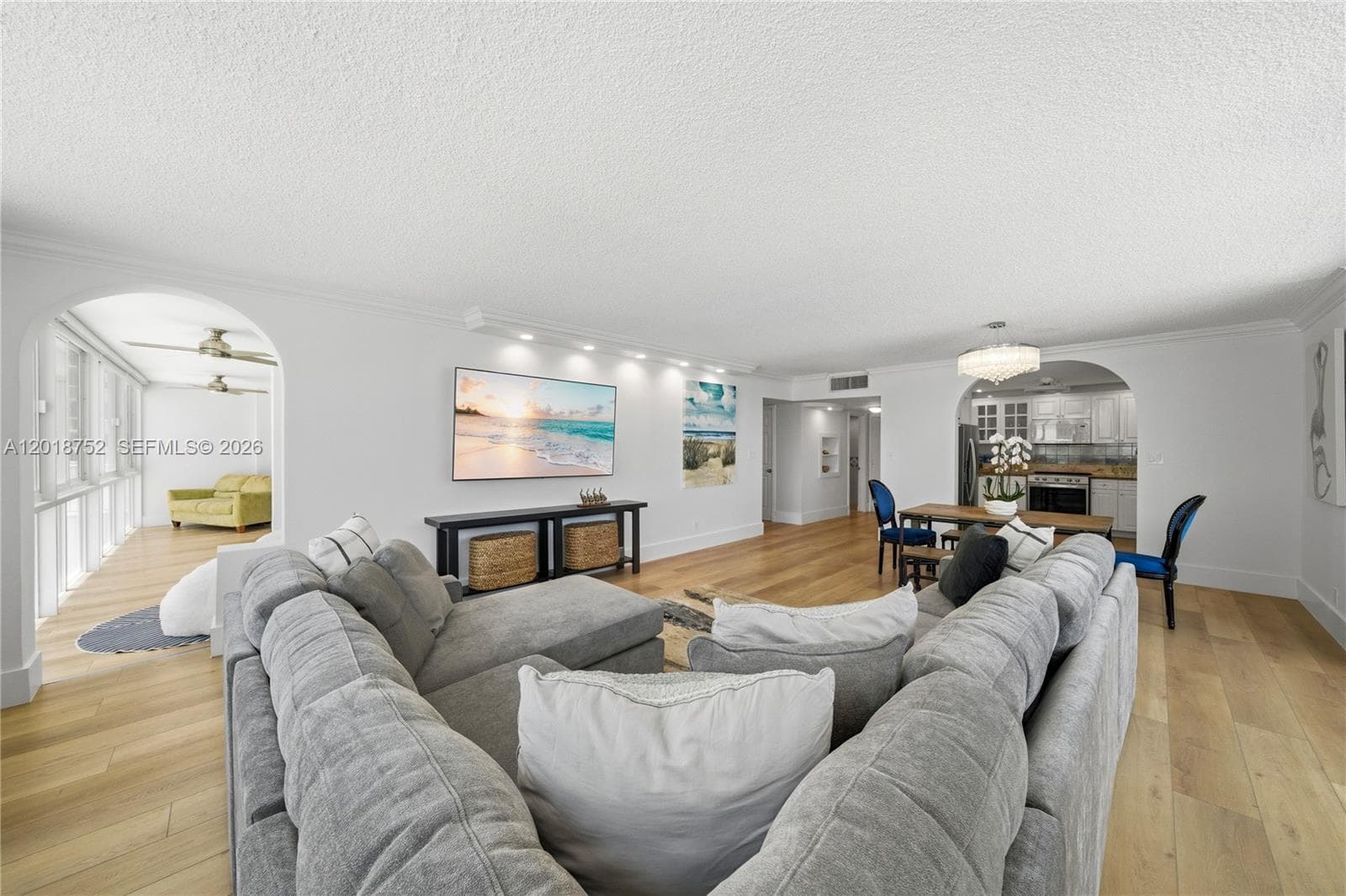 5401 Collins Ave 102 photo 6