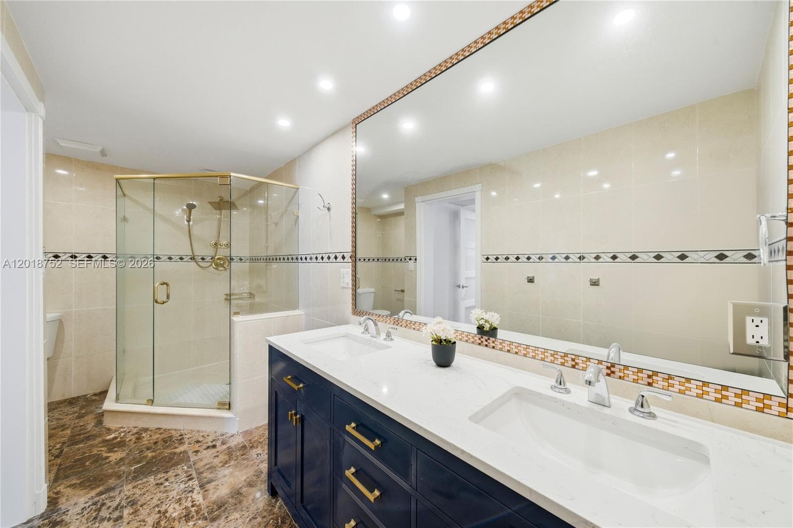 5401 Collins Ave 102 photo 13