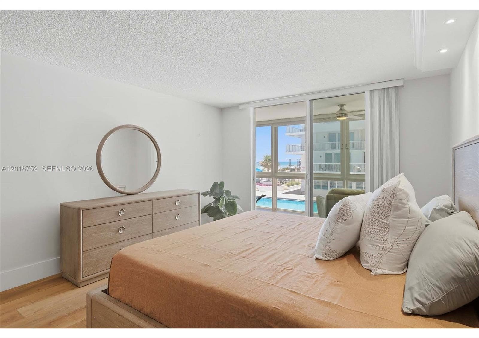 5401 Collins Ave 102 photo 12