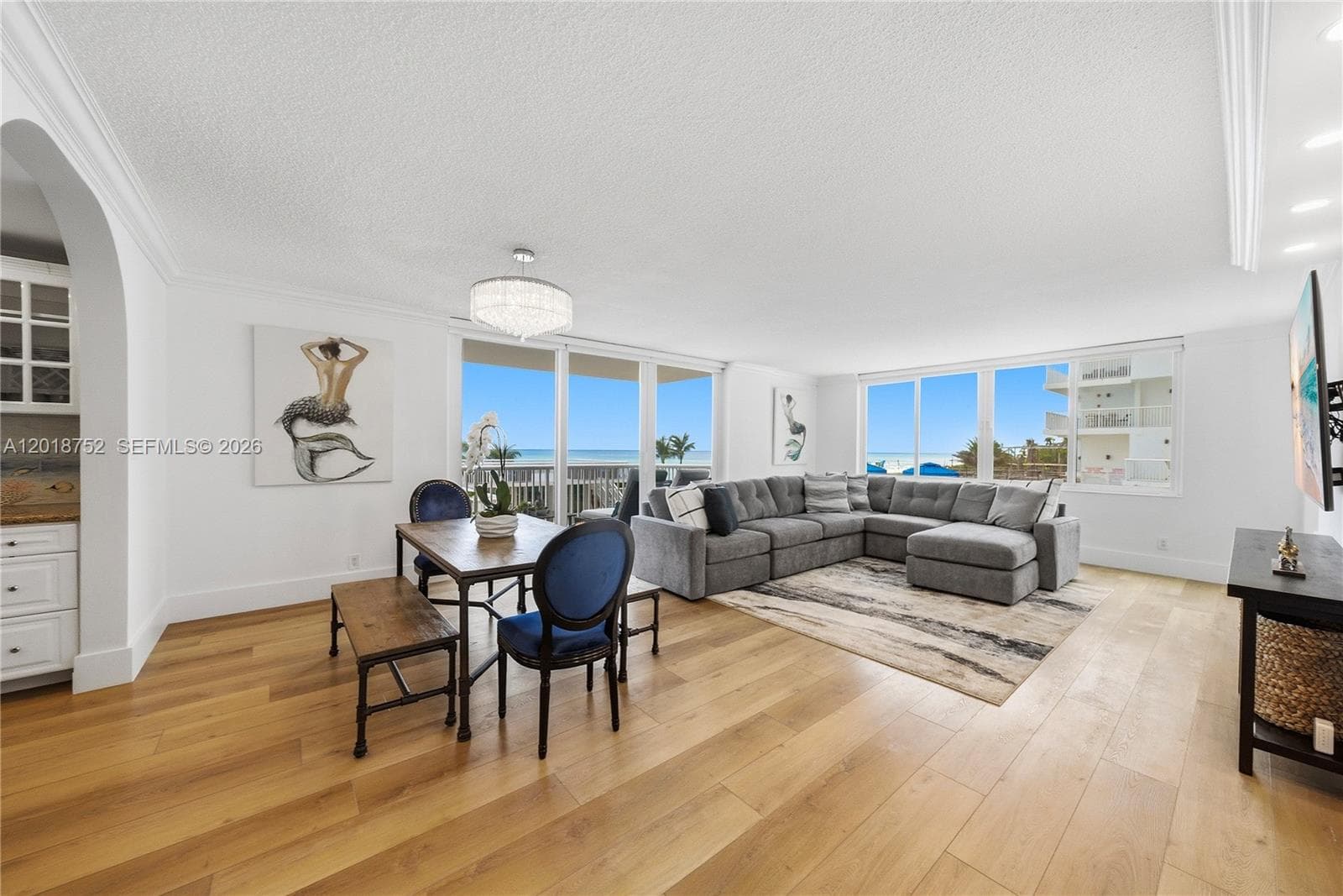 5401 Collins Ave 102 photo 3