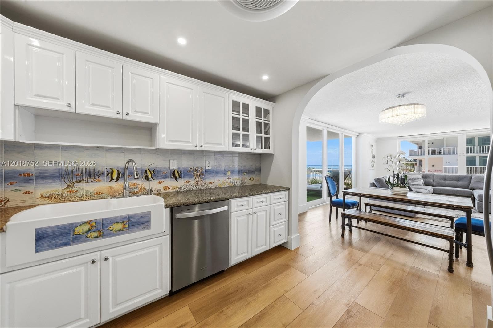 5401 Collins Ave 102 photo 10