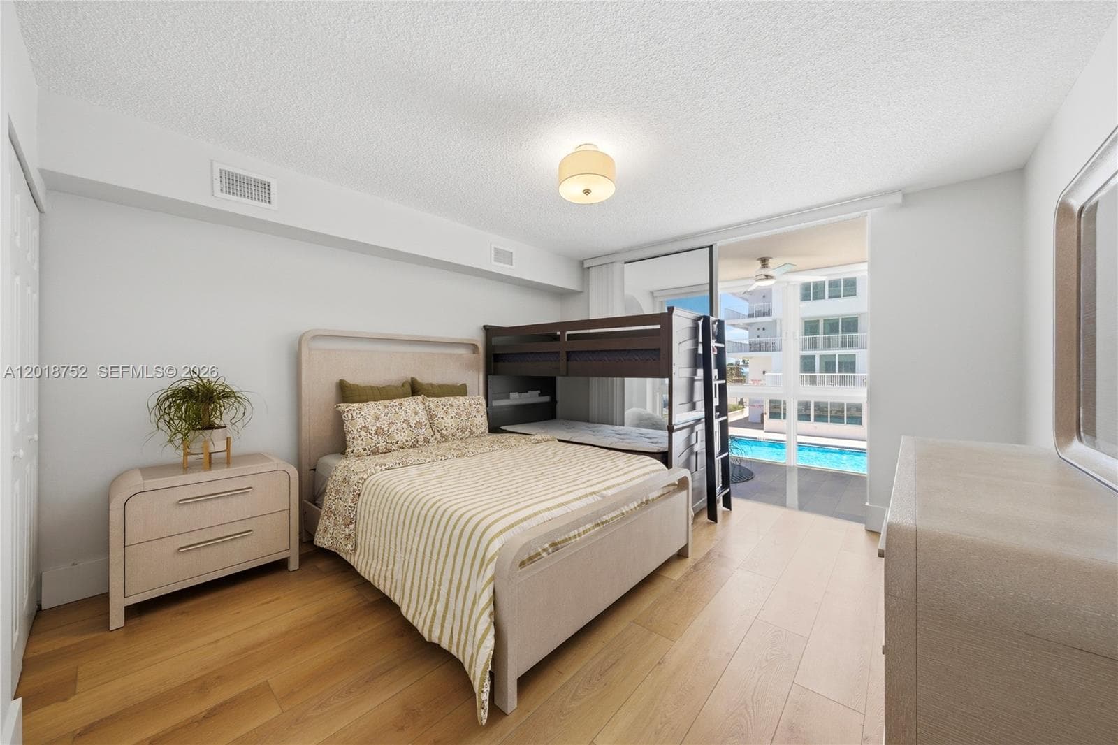5401 Collins Ave 102 photo 15