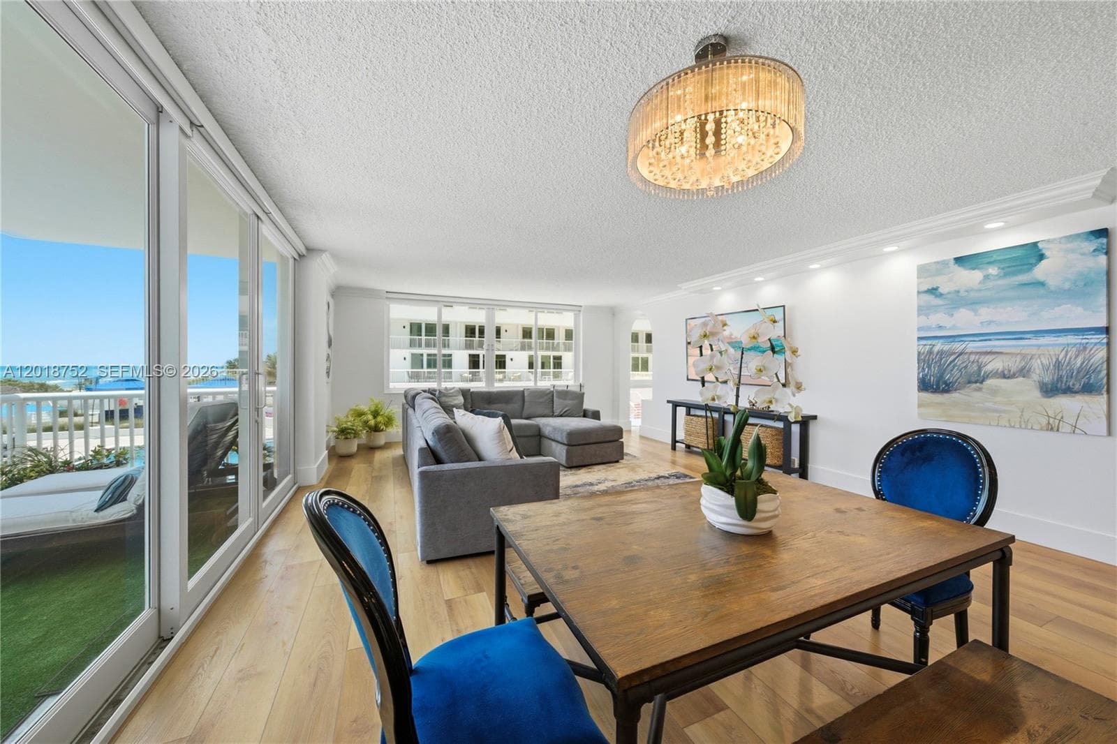 5401 Collins Ave 102 photo 4