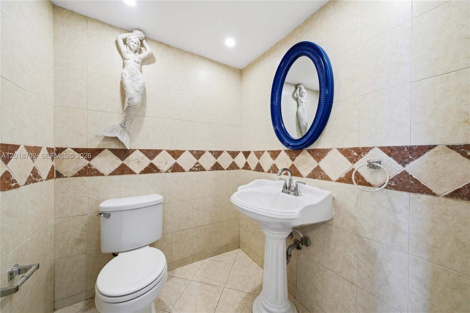 5401 Collins Ave 102 photo 8