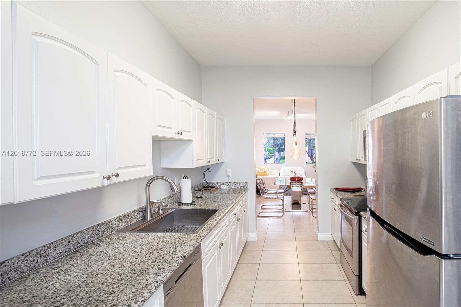 2412 Venetian Way 2412 photo 11