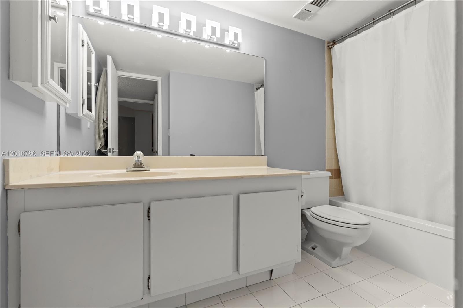 18151 31st Ct 305 photo 24