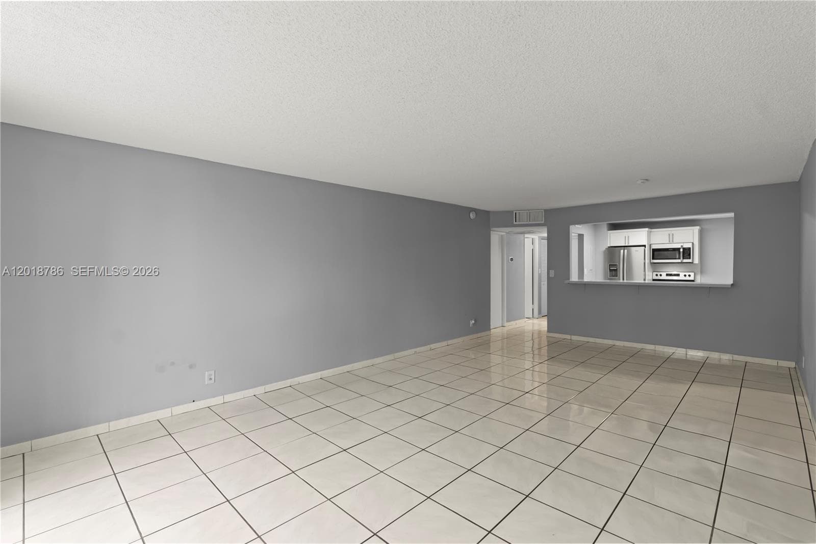 18151 31st Ct 305 photo 18