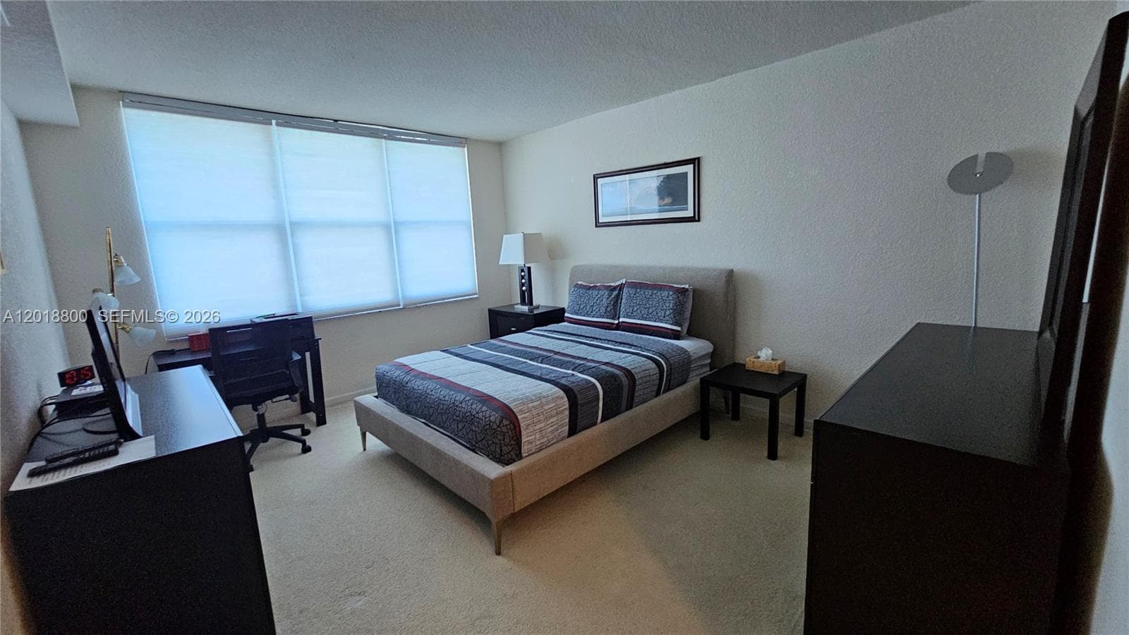 2501 OCEAN DR 1533 photo 12