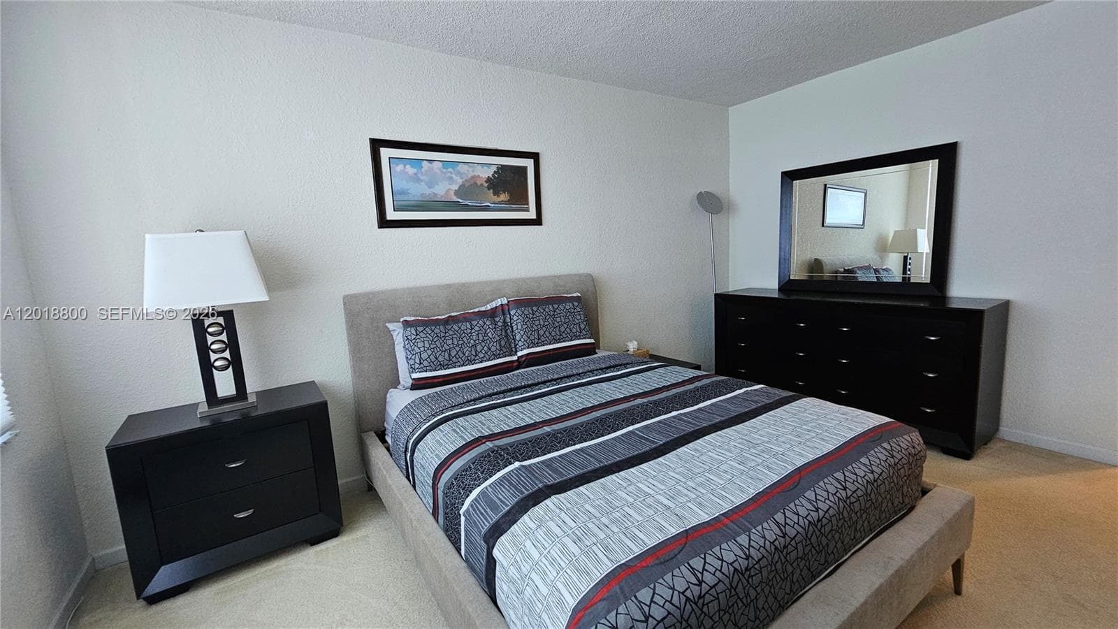 2501 OCEAN DR 1533 photo 10