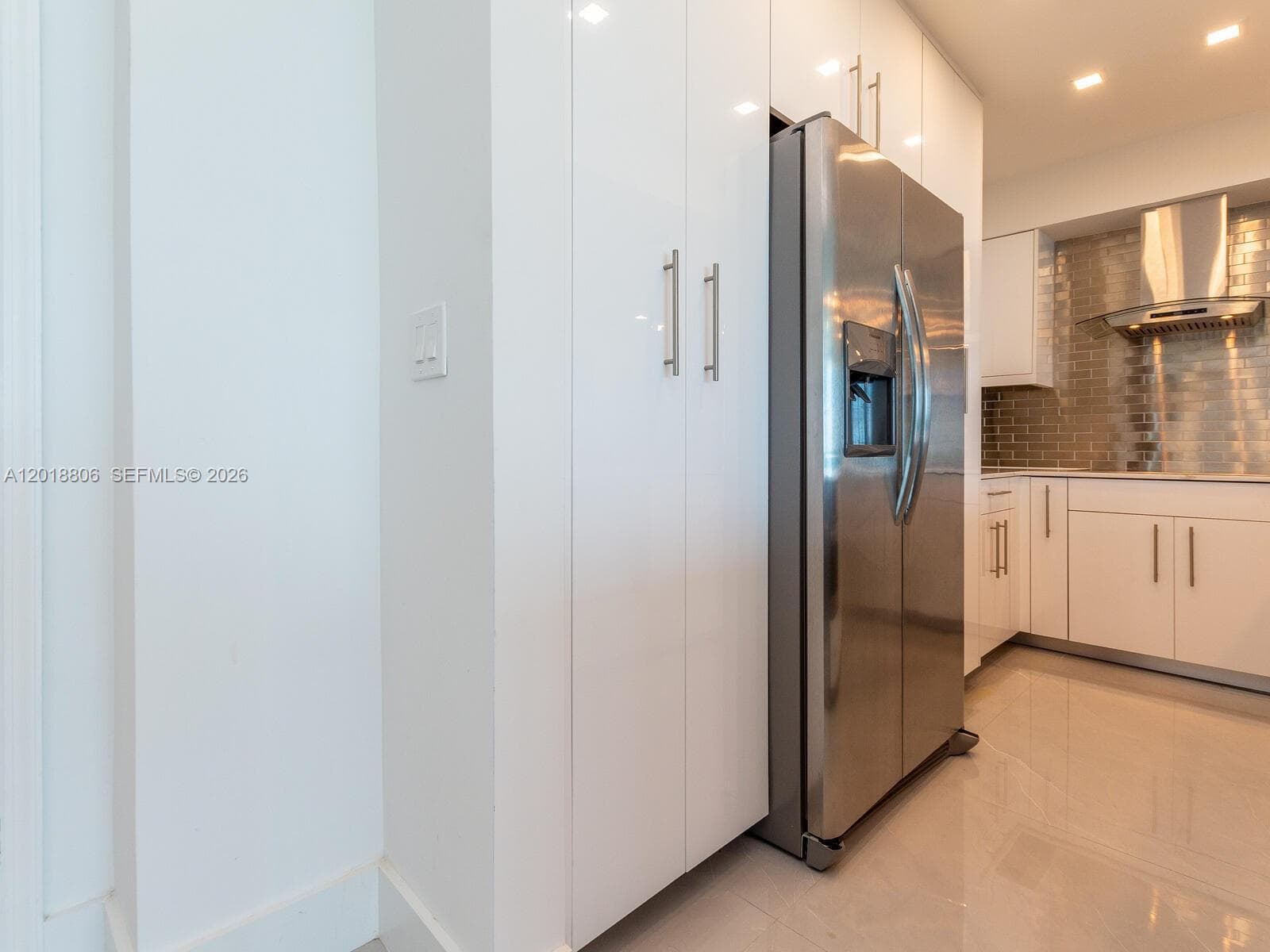 2501 Ocean Dr 1525 photo 24