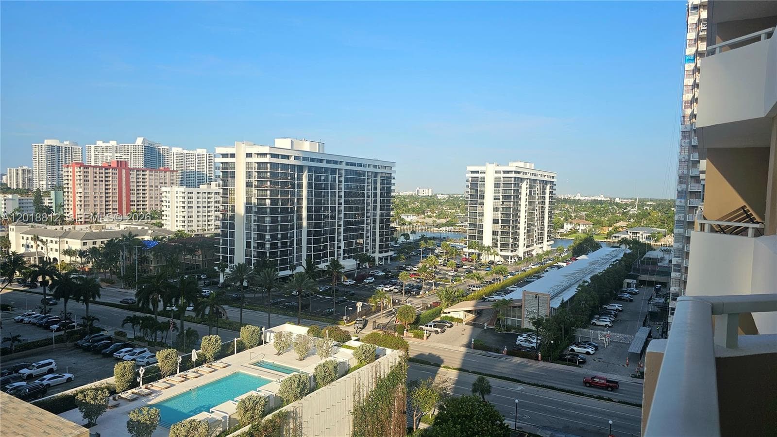 1980 Ocean Dr 10A photo 2