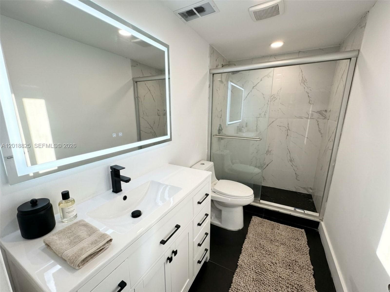 500 Bayview Dr 1421 photo 6