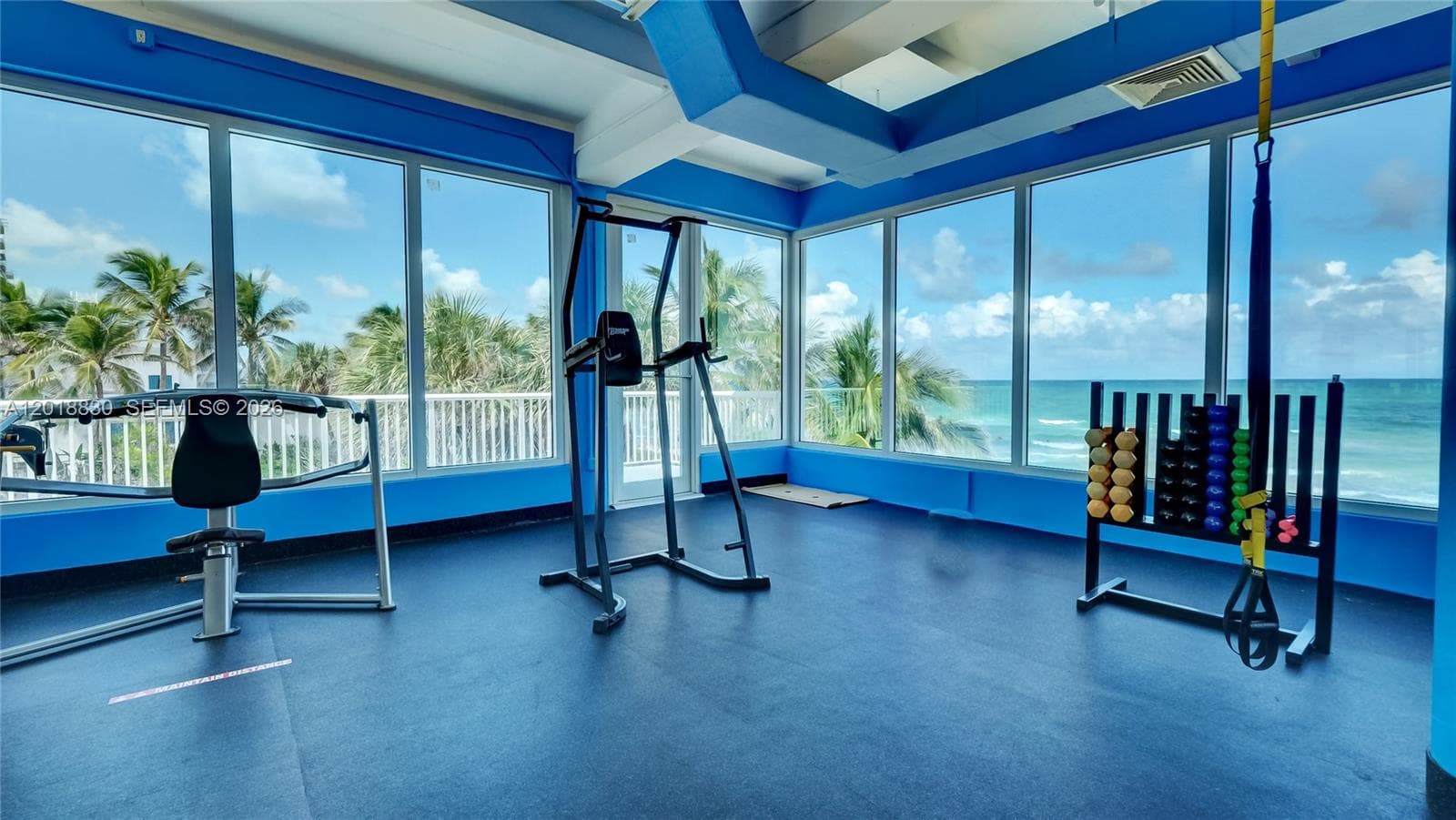5401 Collins Ave 1126 photo 25