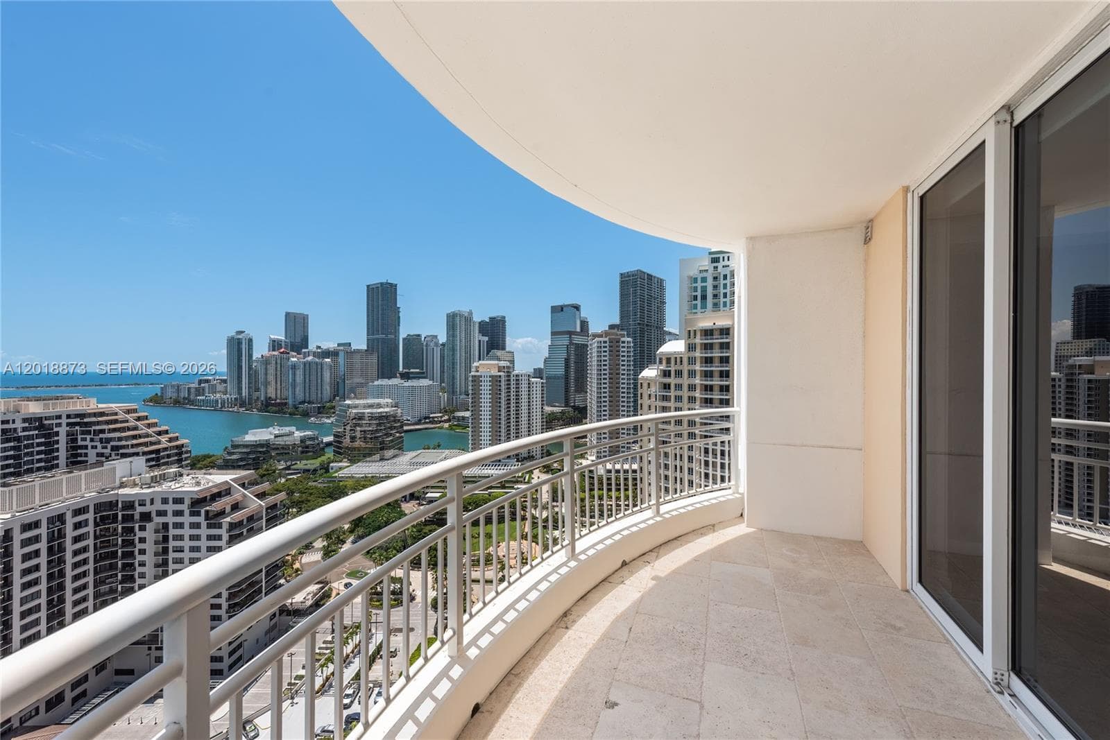 848 Brickell Key Dr 2703 photo 2