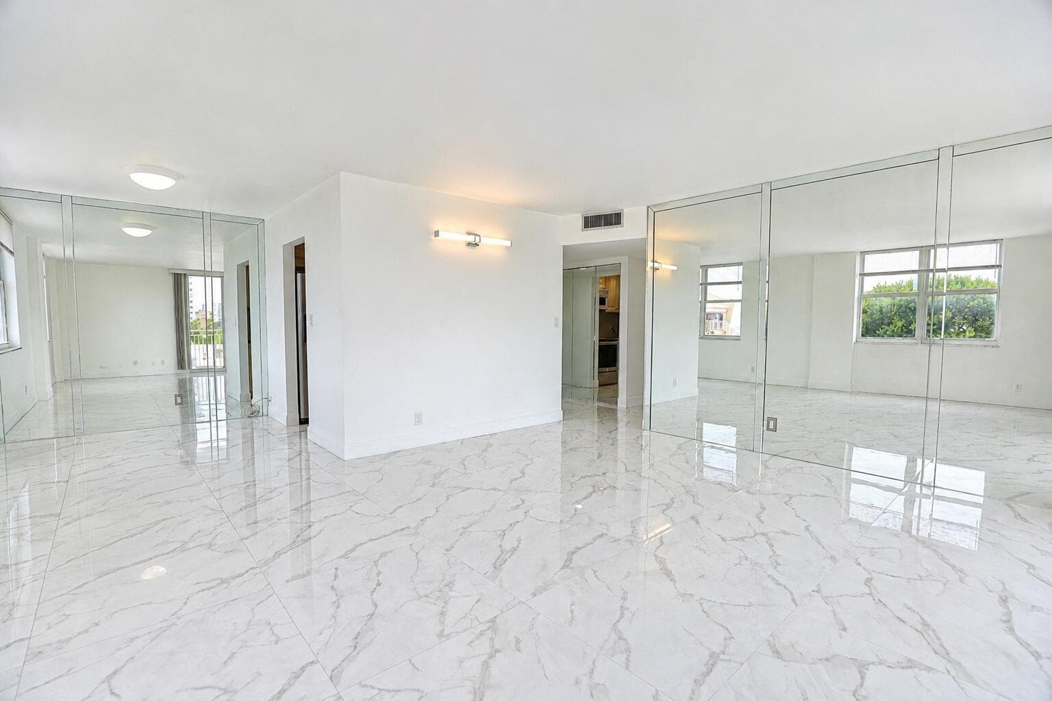 101 Briny Avenue 401 photo 10