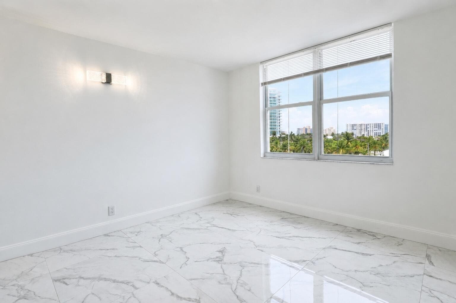 101 Briny Avenue 401 photo 19