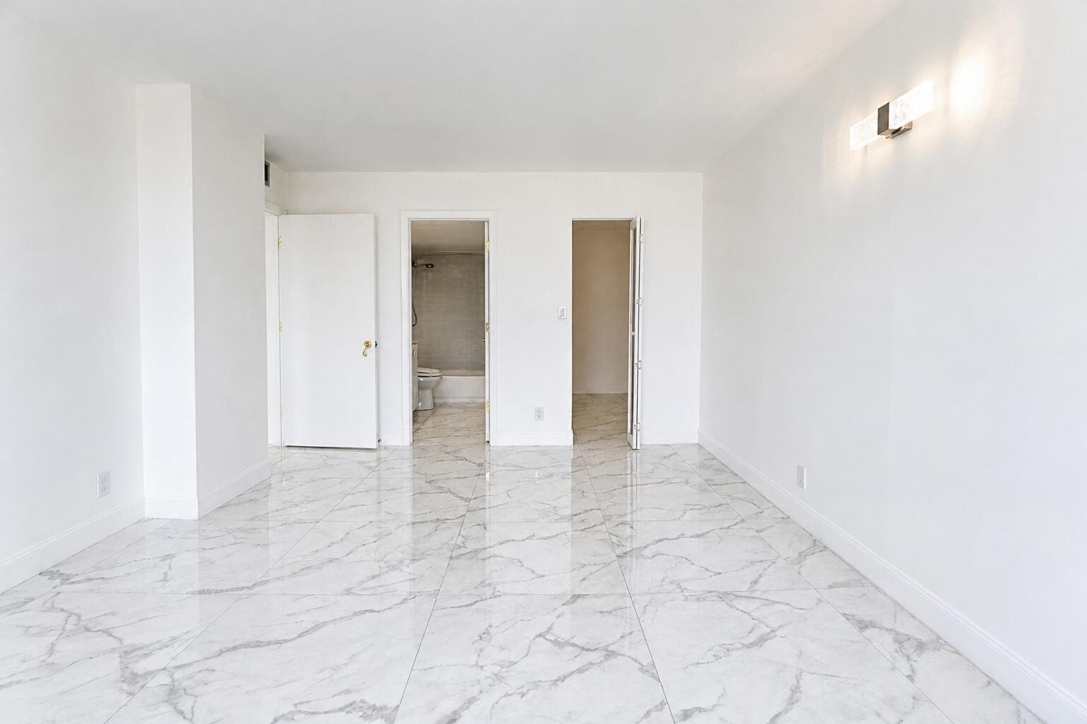 101 Briny Avenue 401 photo 21