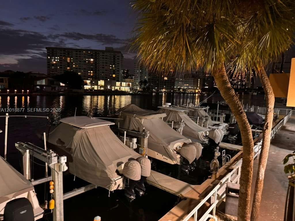 1985 Ocean Dr 2B photo 7