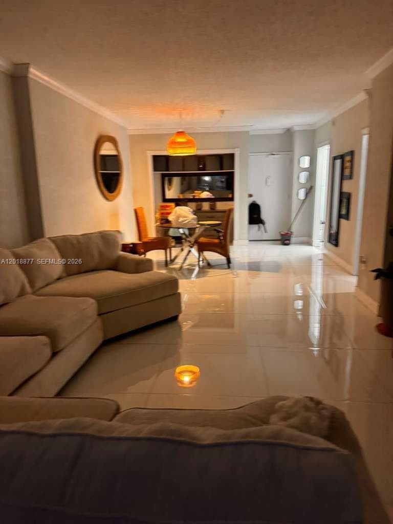1985 Ocean Dr 2B photo 4