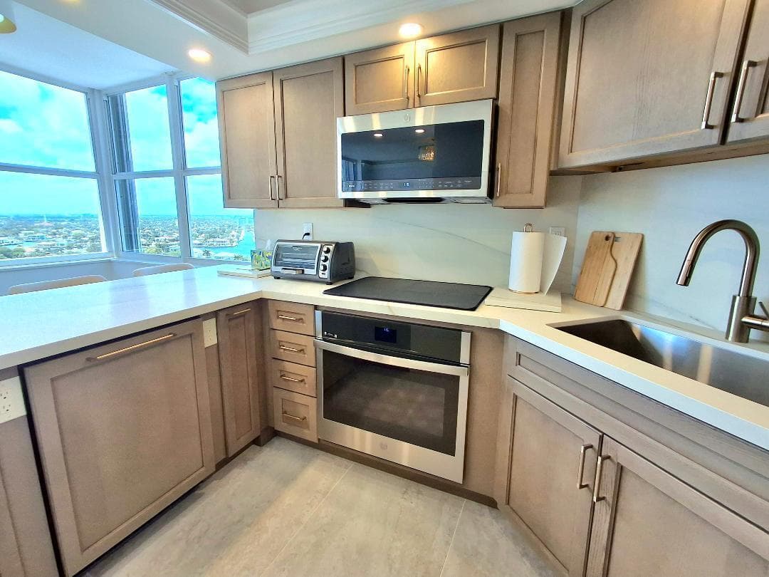 1340 S Ocean Boulevard 1808 photo 13