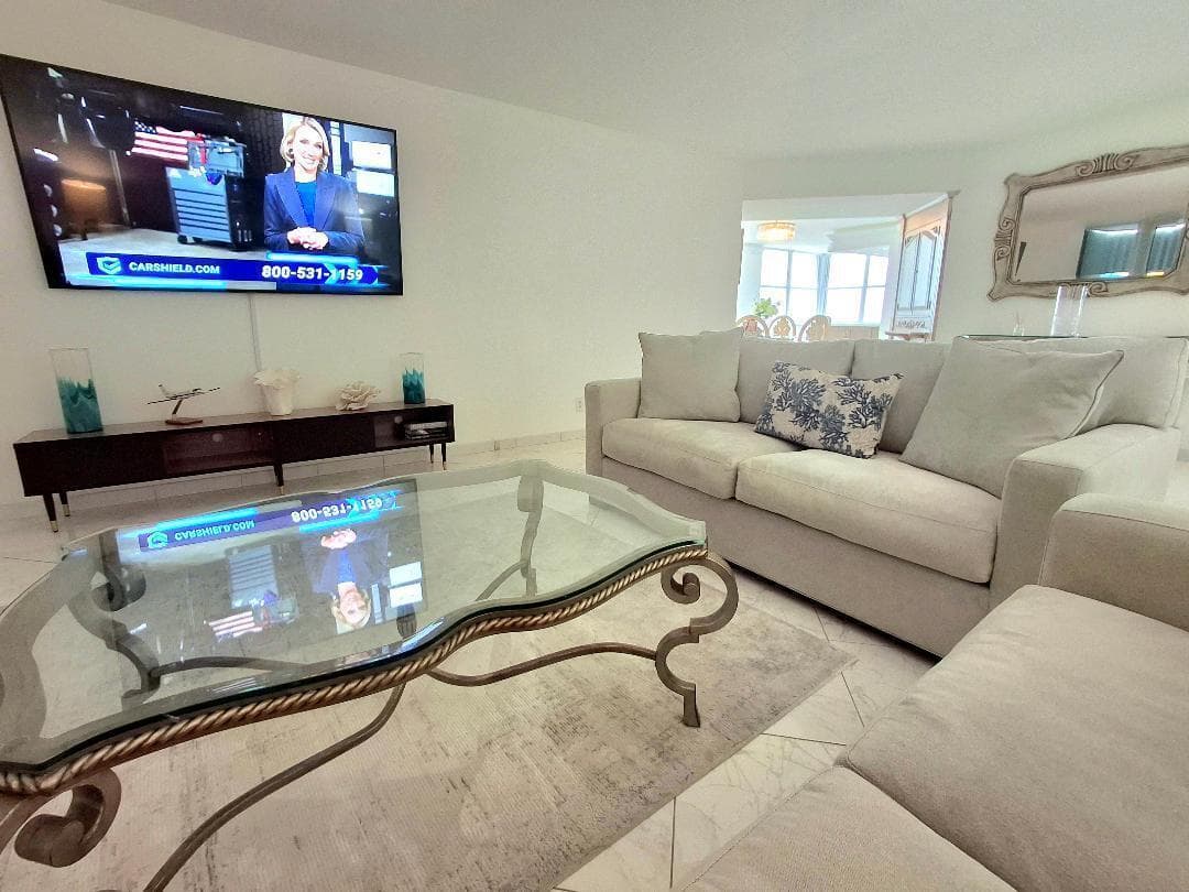 1340 S Ocean Boulevard 1808 photo 5