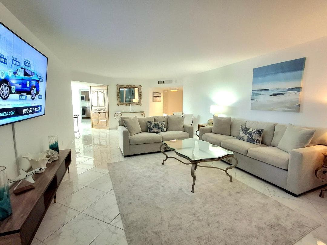 1340 S Ocean Boulevard 1808 photo 4
