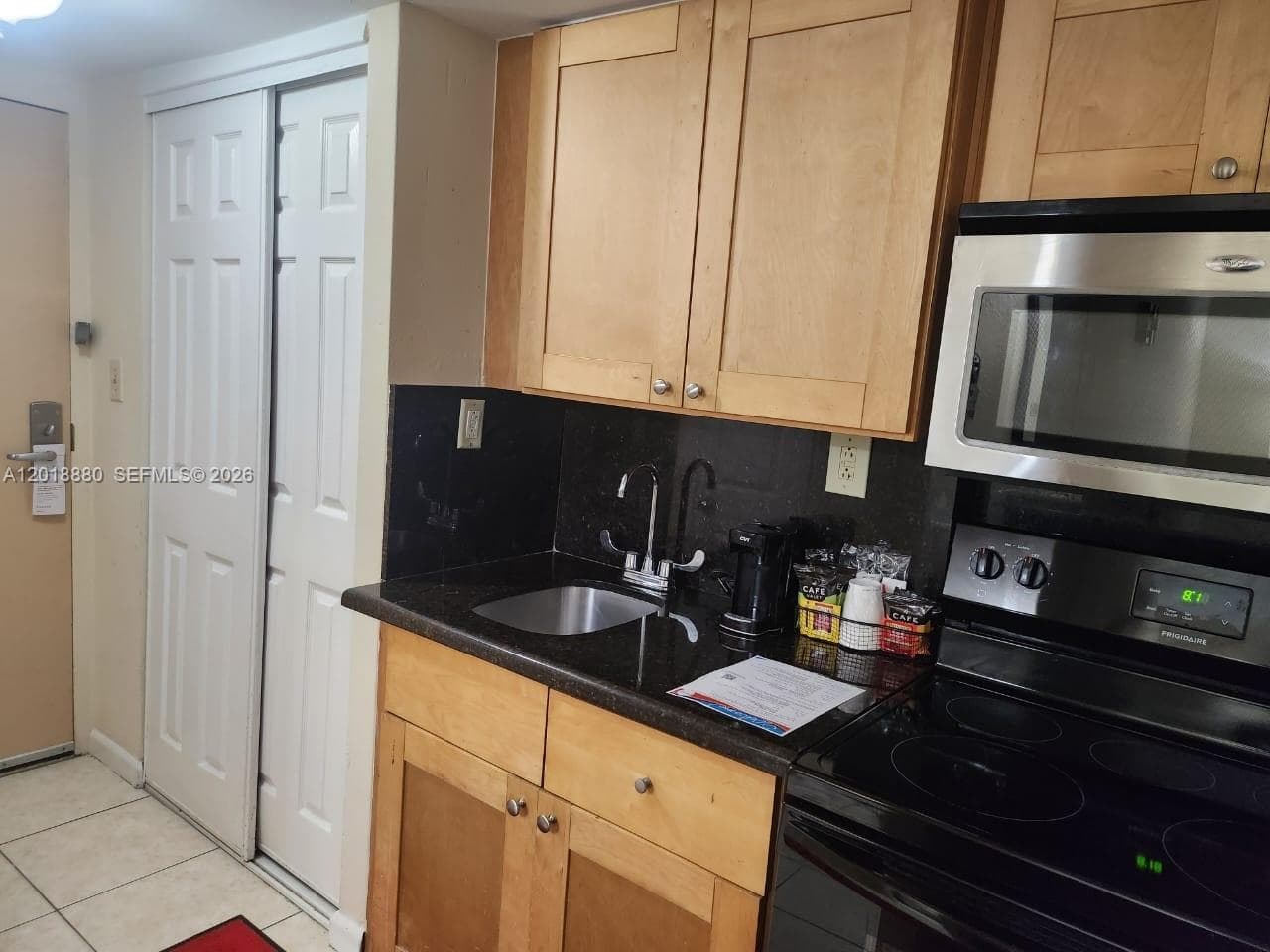 19201 Collins Ave 1028 photo 6
