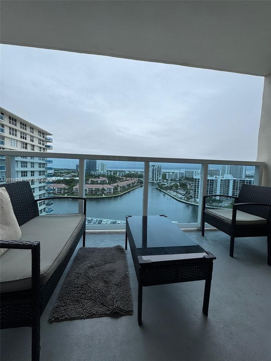 3800 Ocean Dr 1423 photo 16