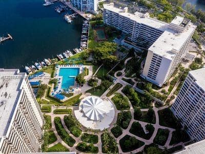 600 Three Islands Blvd 920 photo 1