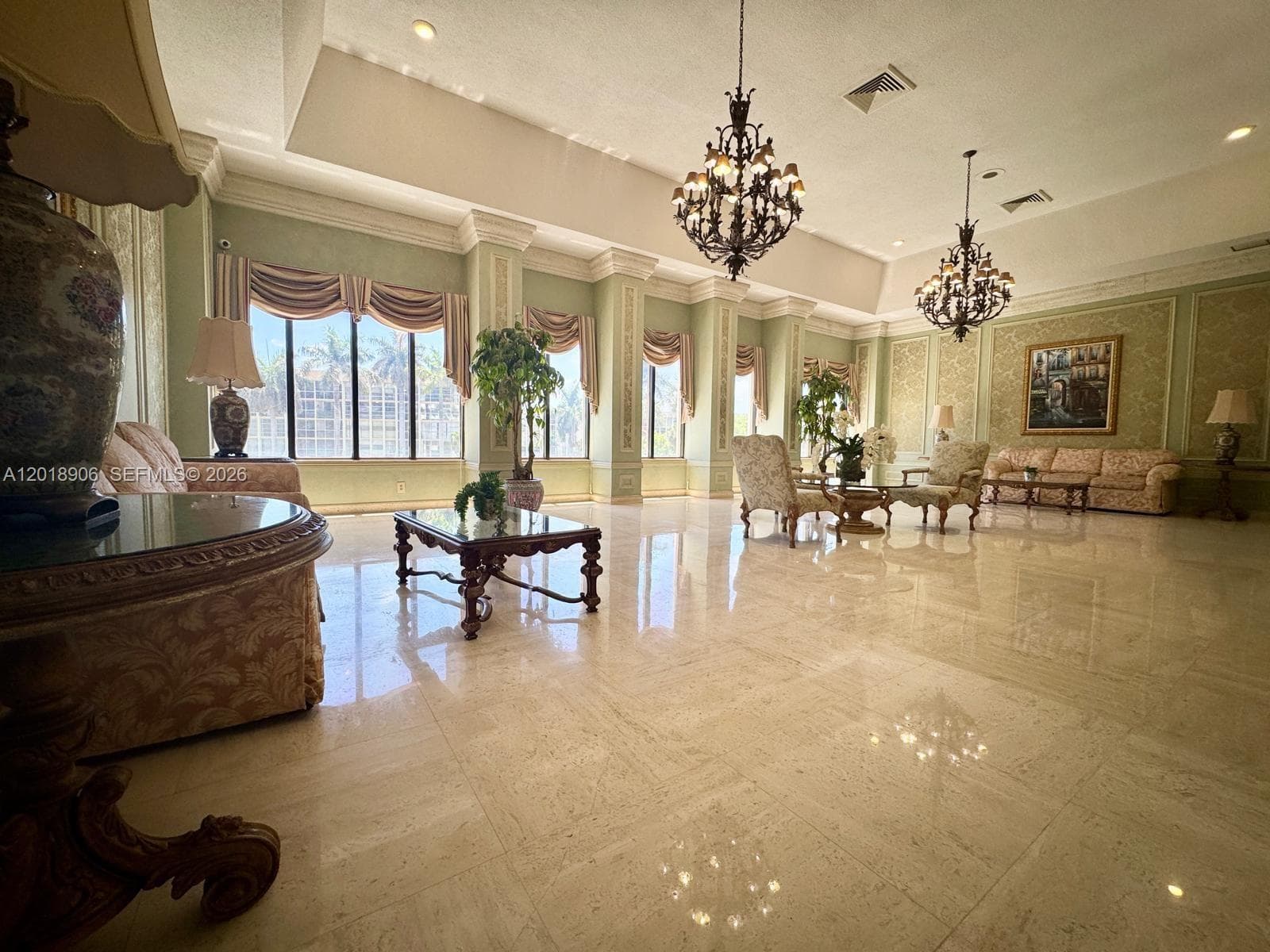 600 Three Islands Blvd 920 photo 4